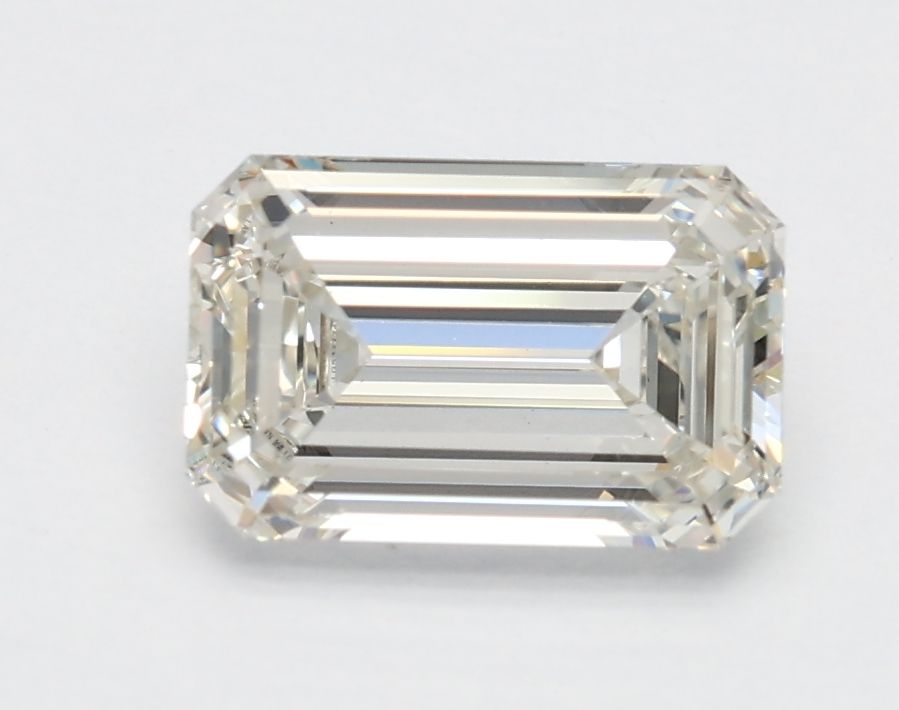 1.24 ct Emerald diamond