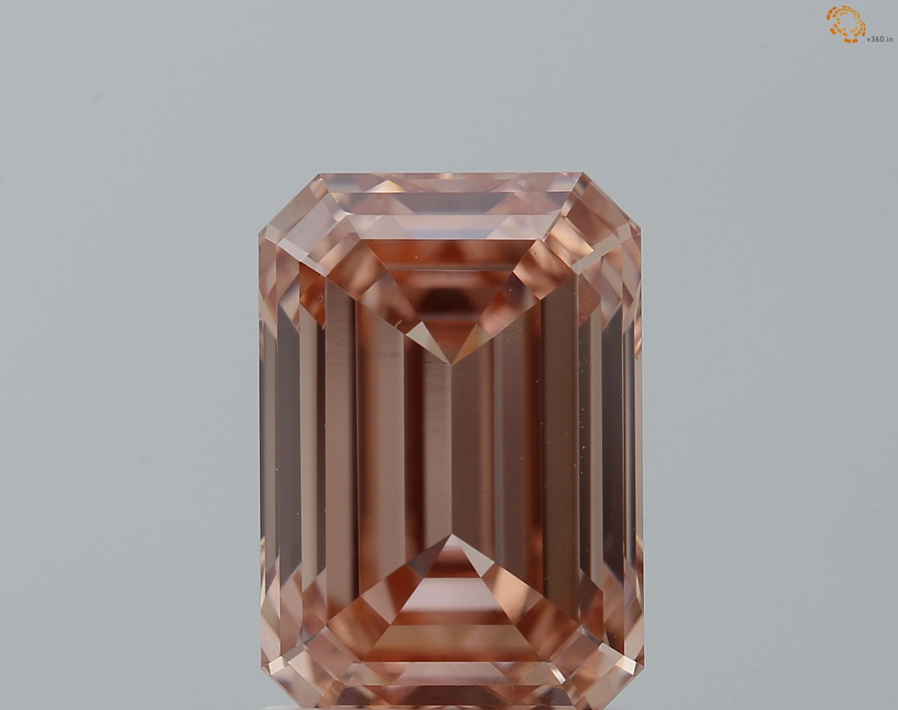 1.61 ct Emerald diamond
