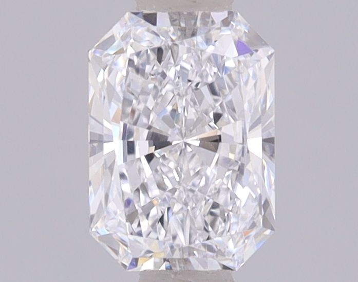 0.75 ct. radiant Lab Grown Diamond front image