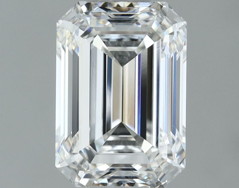 0.90 ct Emerald diamond