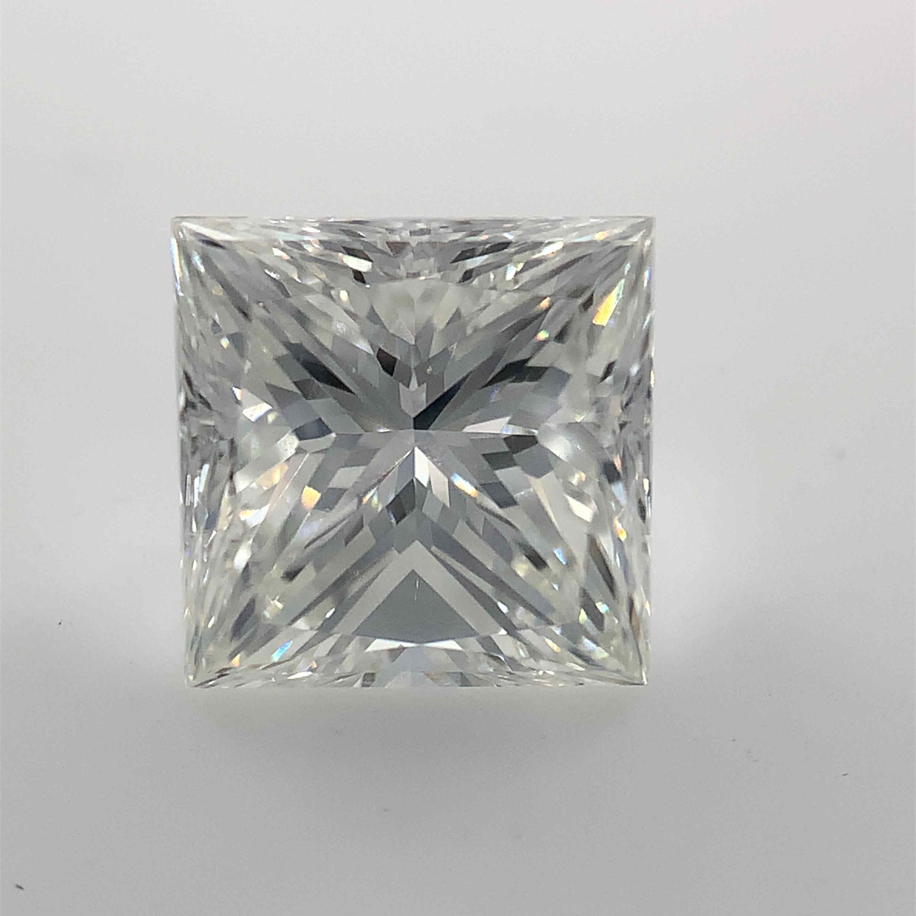 3.08 ct Princess diamond