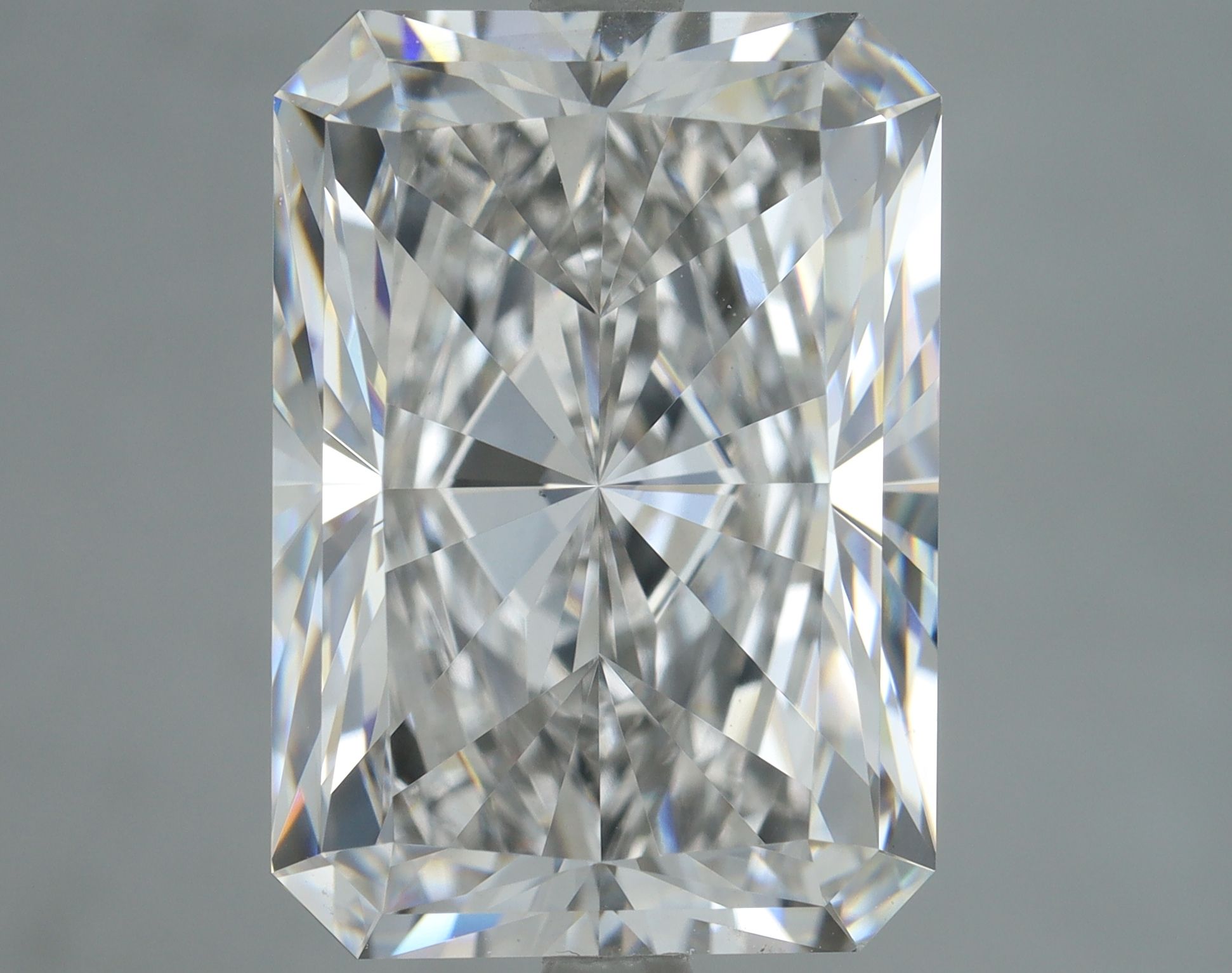 7.02 ct. radiant Lab Grown Diamond front image