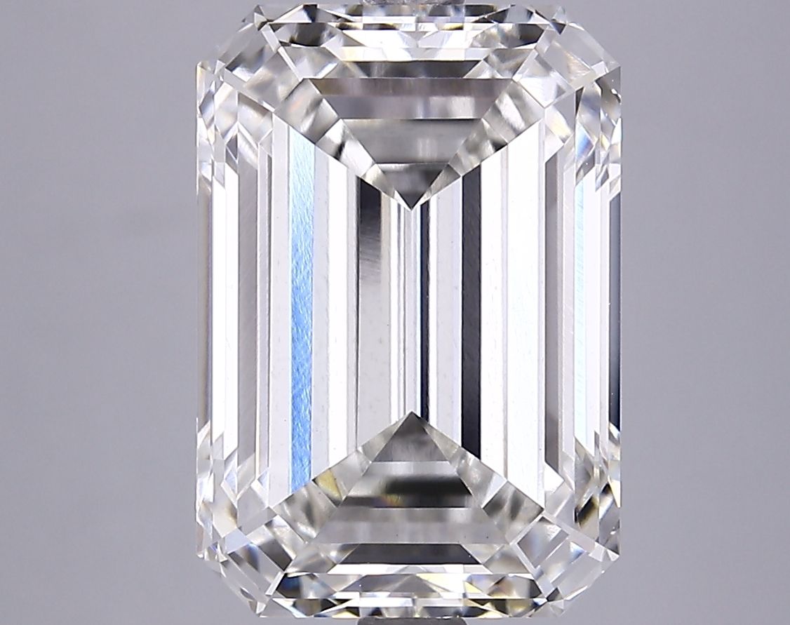 6.40 ct. emerald Lab Grown Diamond front image