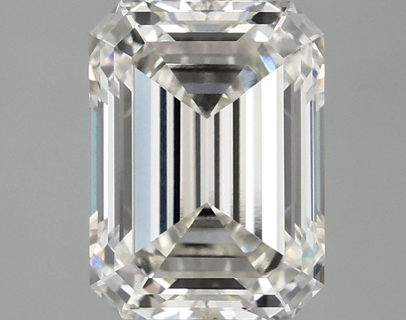 3.10 ct Emerald diamond