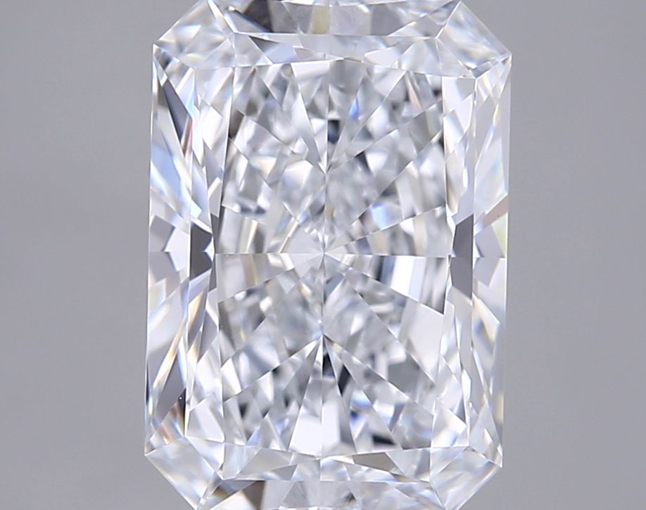 2.59 ct. radiant Lab Grown Diamond front image