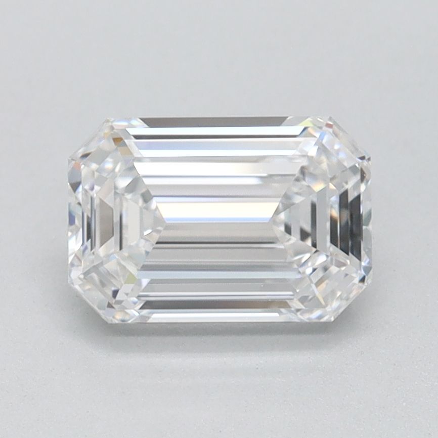 1.05 ct. emerald Lab Grown Diamond front image