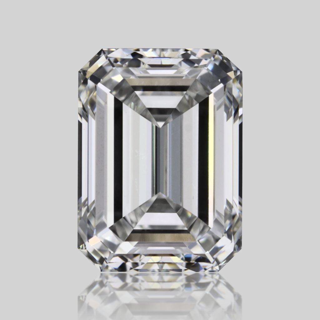 0.70 ct Emerald diamond