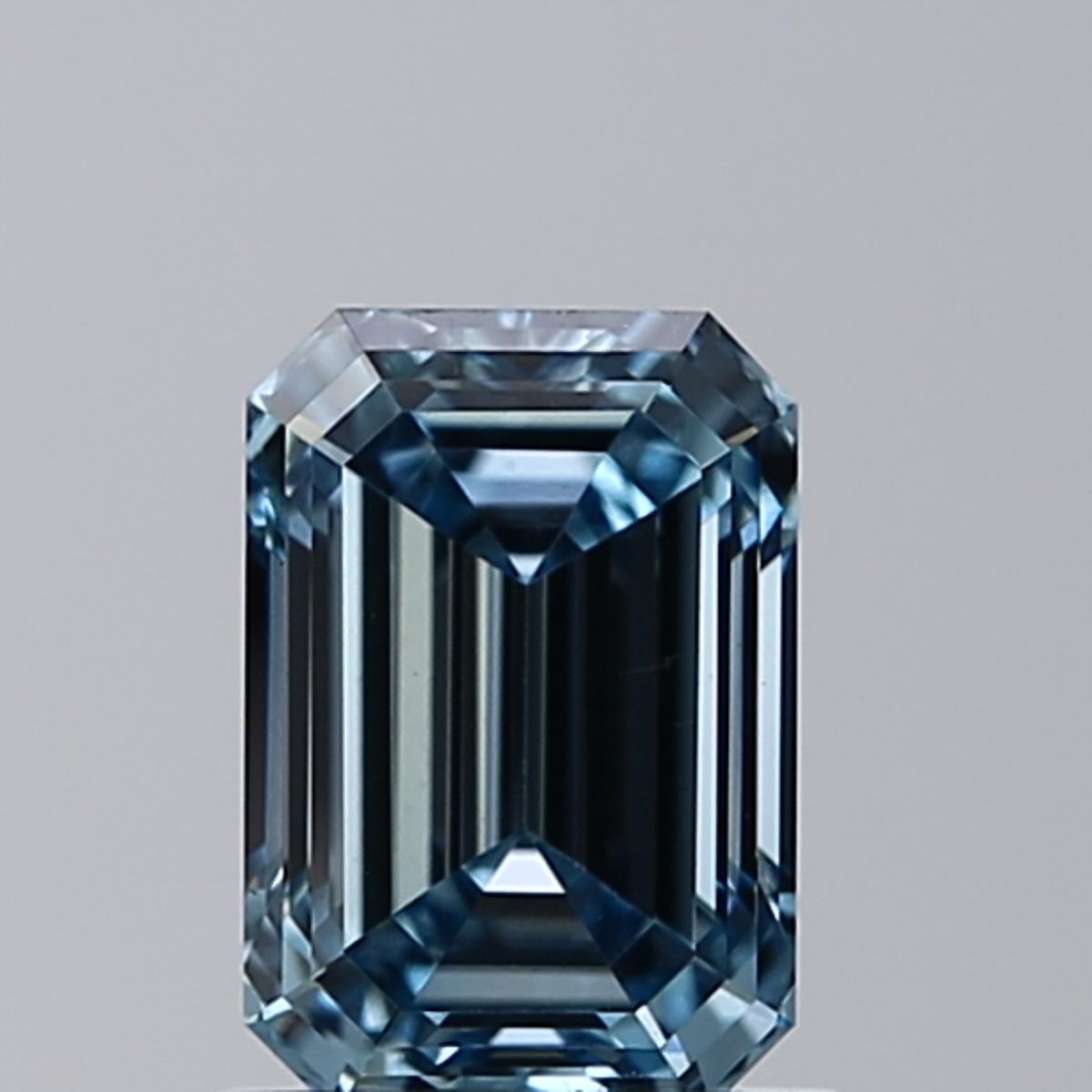 1.03 ct. emerald Lab Grown Diamond front image