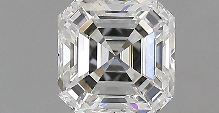 0.7 ct Square emerald Diamond