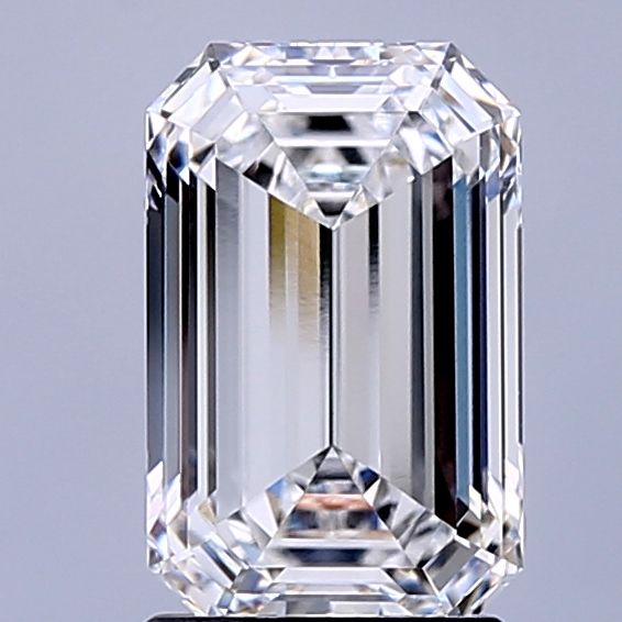 2.25 ct. emerald Lab Grown Diamond front image