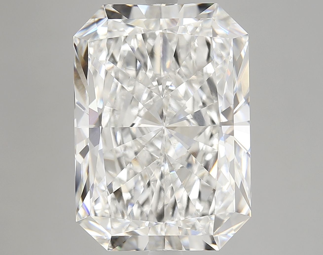 9.50 ct. radiant Lab Grown Diamond front image