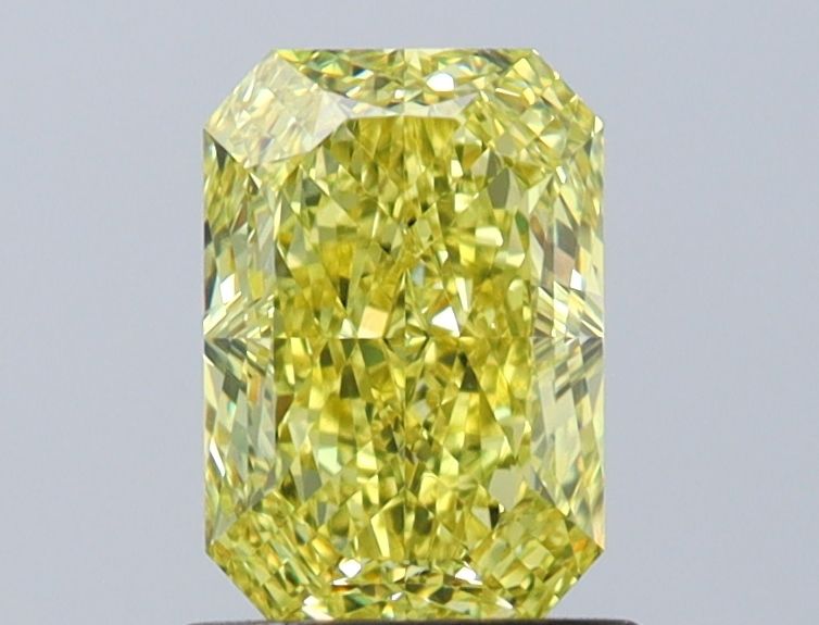 1.18 ct Radiant diamond