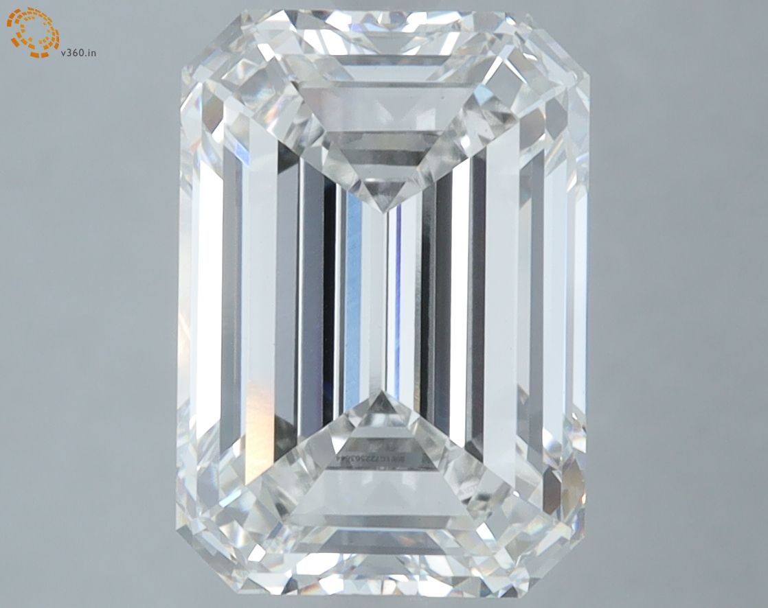 5.23 ct. emerald Lab Grown Diamond front image