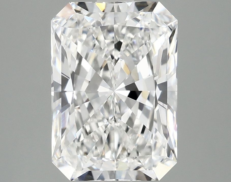 3.09 ct. radiant Lab Grown Diamond front image