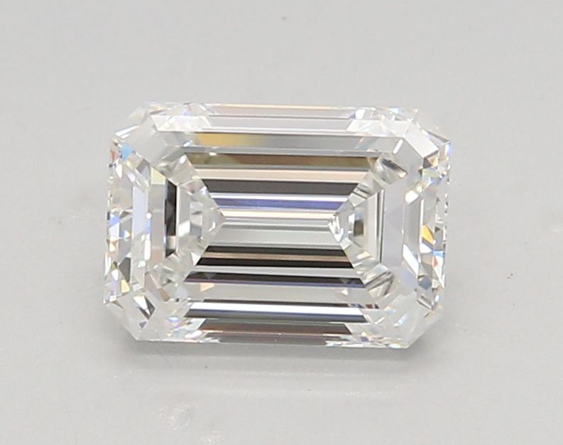 1.30 ct Emerald diamond