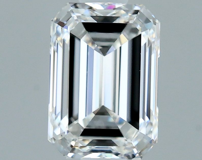 0.70 ct Emerald diamond
