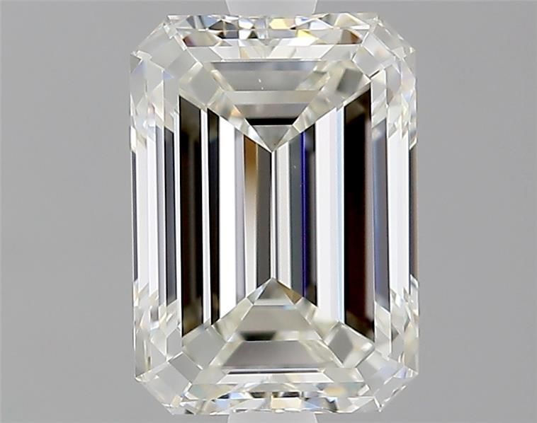 1.70 ct Emerald diamond