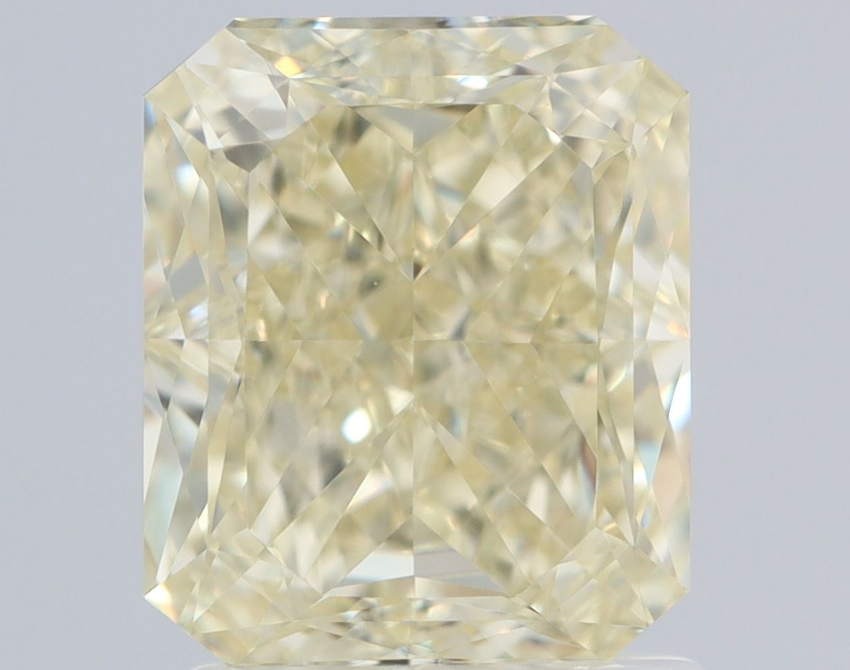 2.01 ct Radiant diamond