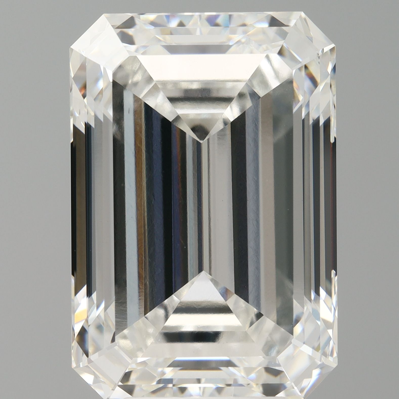 7.98 ct. emerald Lab Grown Diamond front image