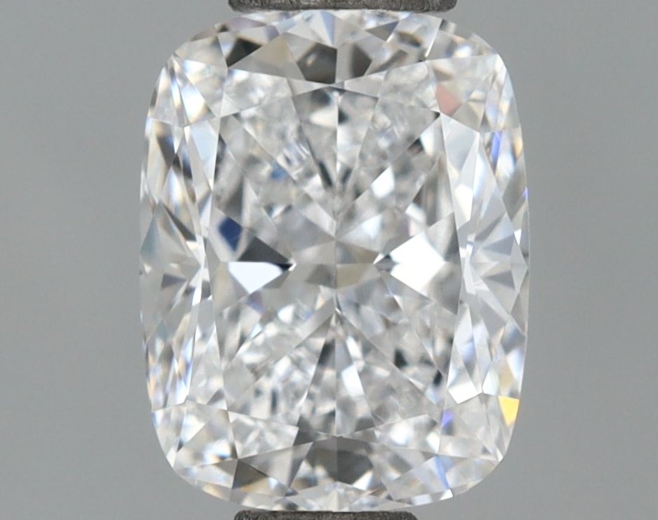 1.06 ct lab-grown Cushion brilliant Diamond