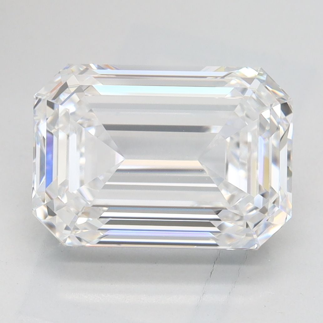 3.20 ct. emerald Lab Grown Diamond front image