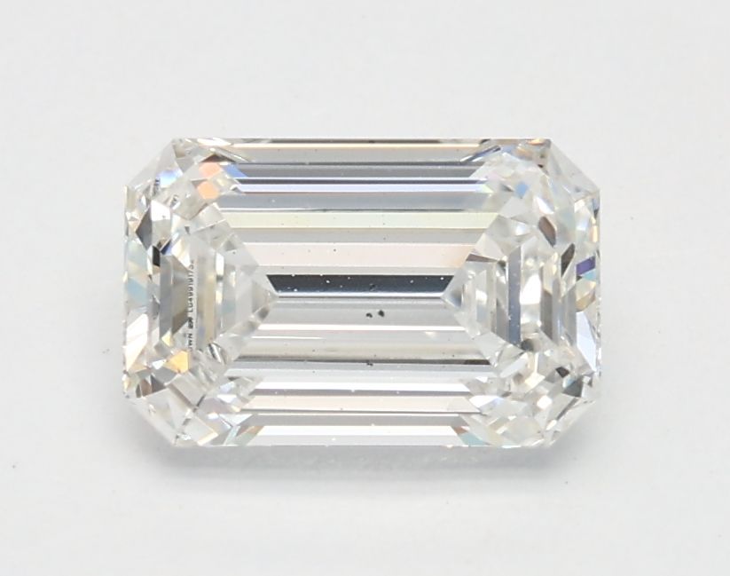 0.90 ct. emerald Lab Grown Diamond front image