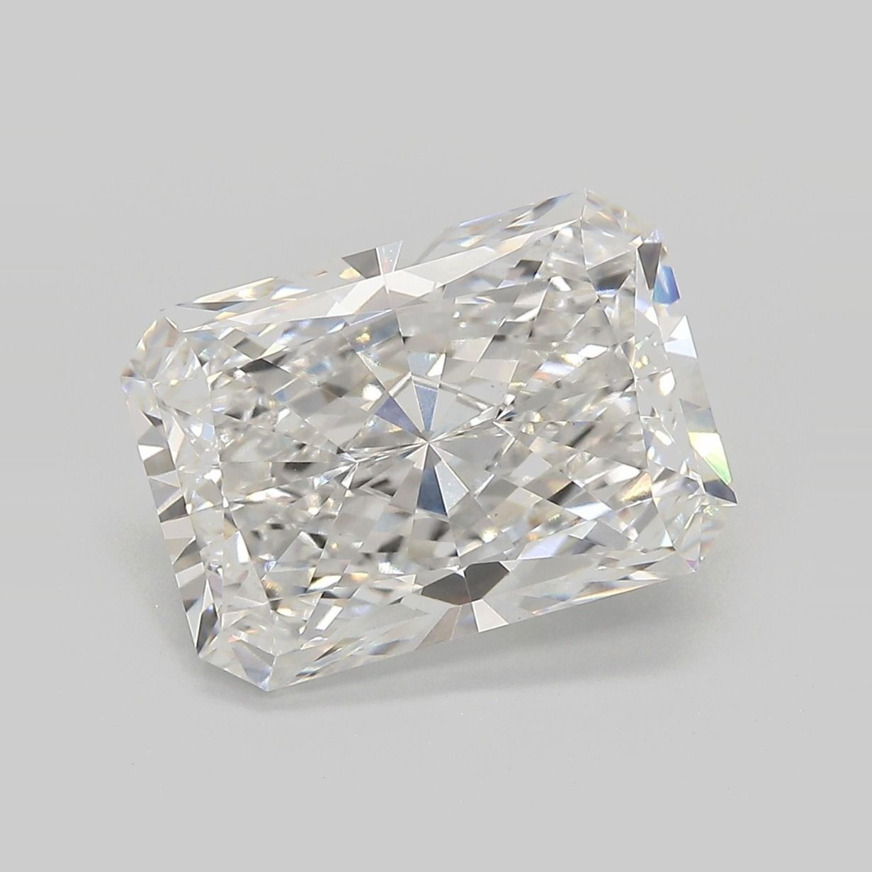 1.05 ct. radiant Lab Grown Diamond front image