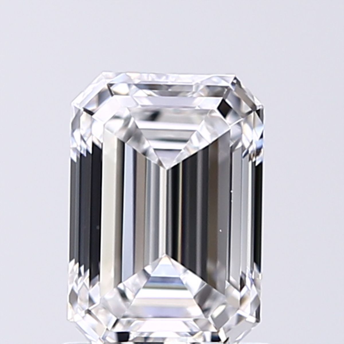 1.04 ct. emerald Lab Grown Diamond front image