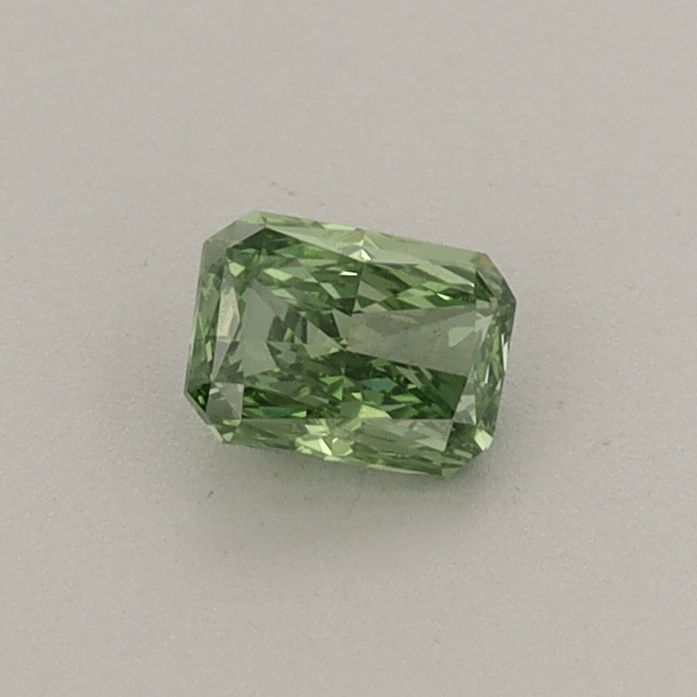 0.32 CT Fancy Vivid Green RADIANT