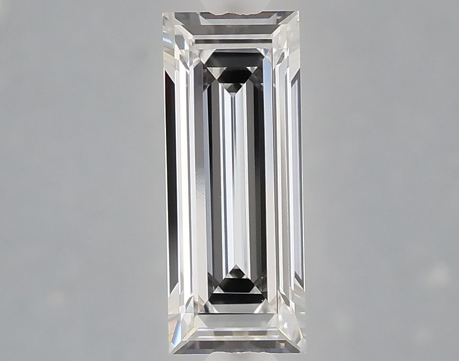 1.05 ct lab-grown Baguette Diamond
