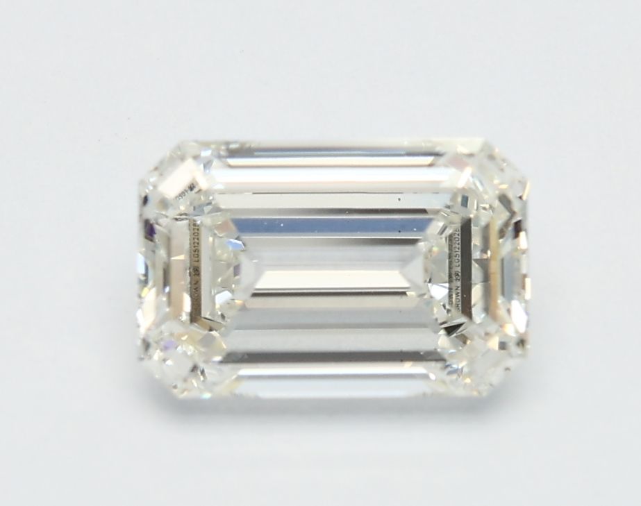 1.04 ct. emerald Lab Grown Diamond front image