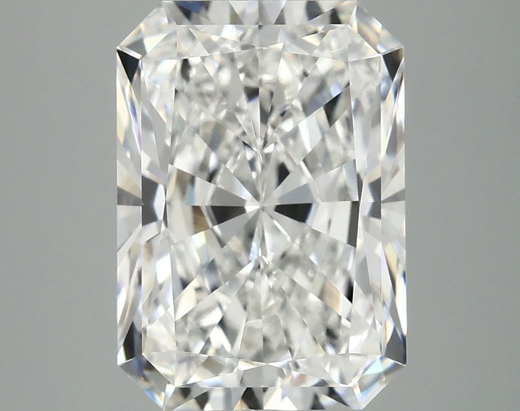 4.91 ct. radiant Lab Grown Diamond front image