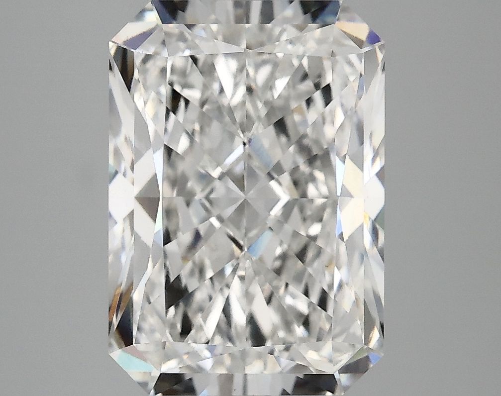 4.84 ct. radiant Lab Grown Diamond front image