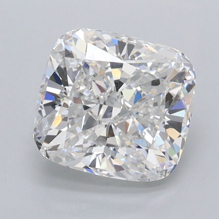 1.55 ct lab-grown Cushion modified Diamond