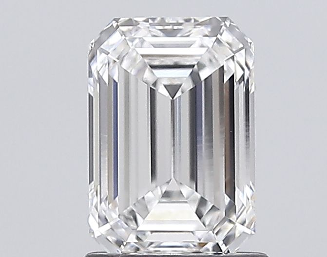 1.43 ct. emerald Lab Grown Diamond front image