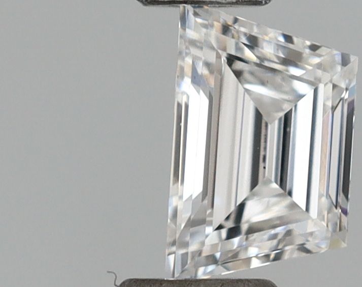 0.29 ct lab-grown Trapezoid Diamond