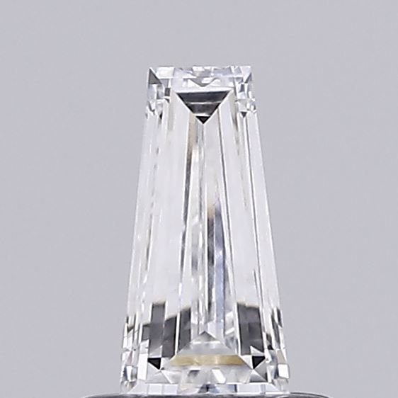 0.46 ct lab-grown Tapered baguette Diamond
