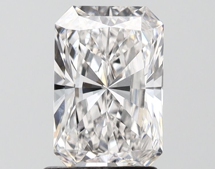 1.52 ct. radiant Lab Grown Diamond front image