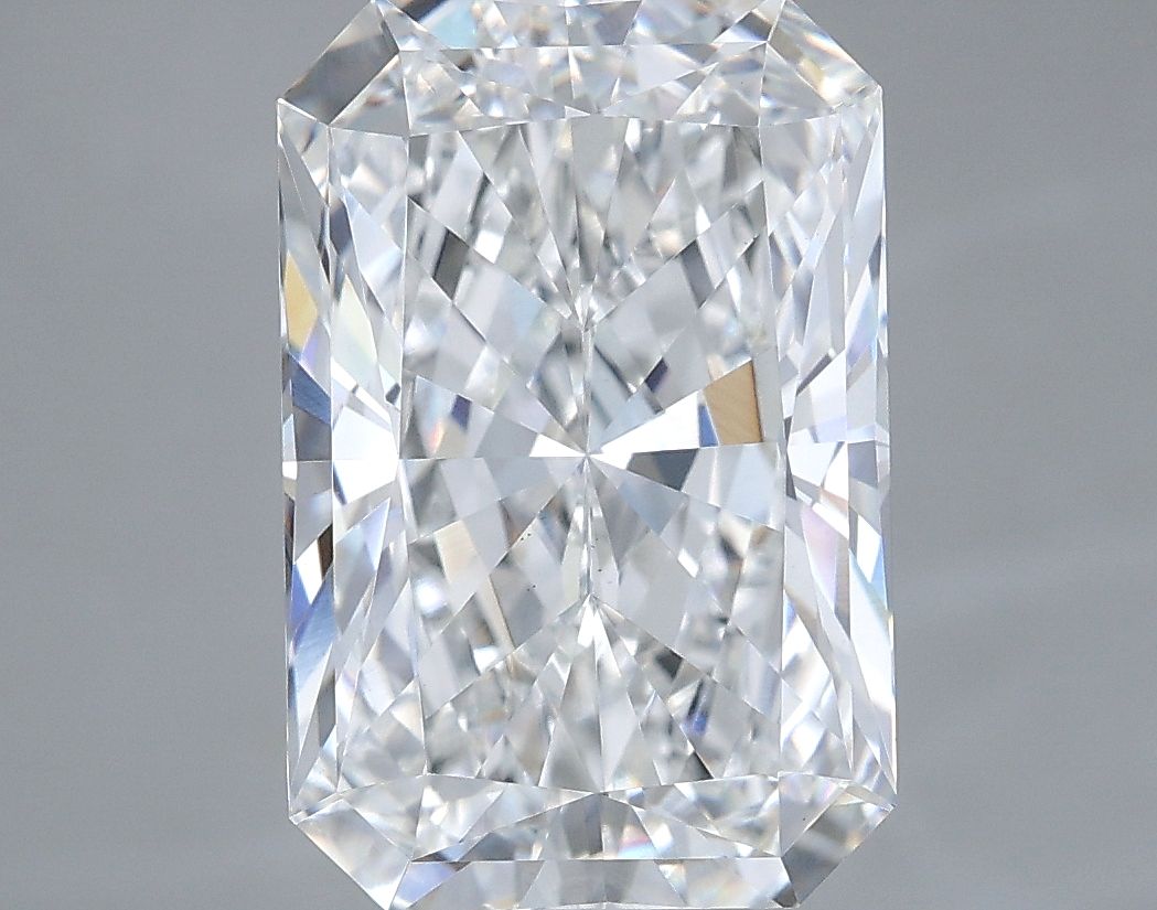 5.03 ct. radiant Lab Grown Diamond front image
