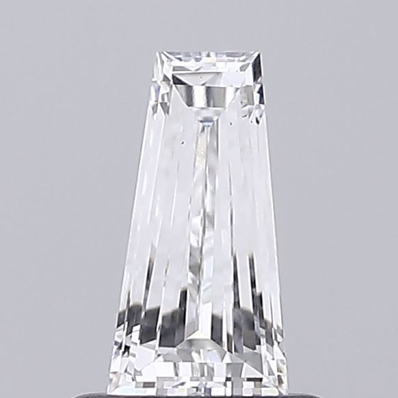 0.6 ct lab-grown Tapered baguette Diamond
