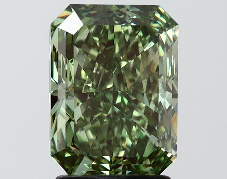 2.50 ct. radiant Lab Grown Diamond front image