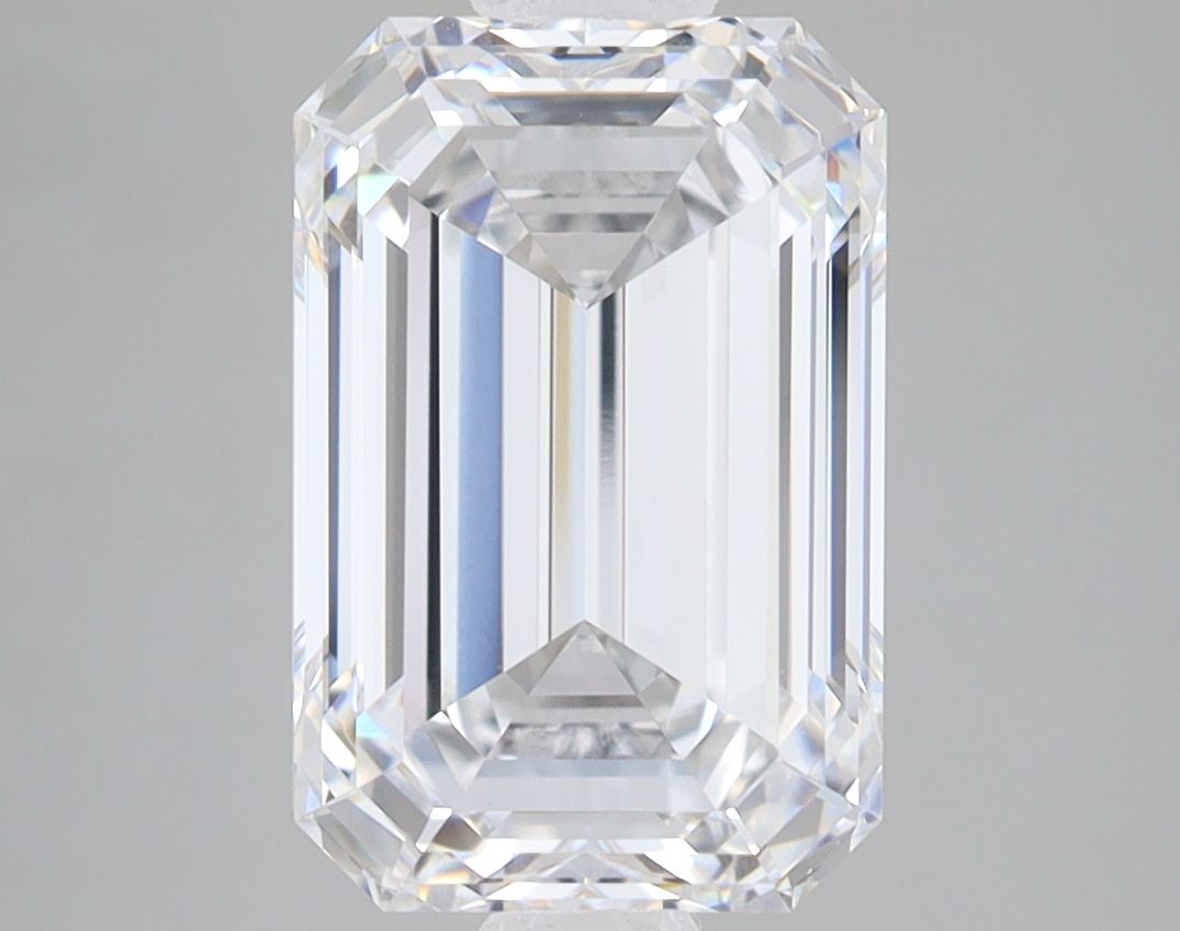 4.03 ct. emerald Lab Grown Diamond front image
