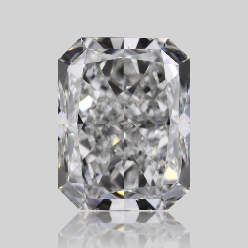 0.70 ct Radiant diamond