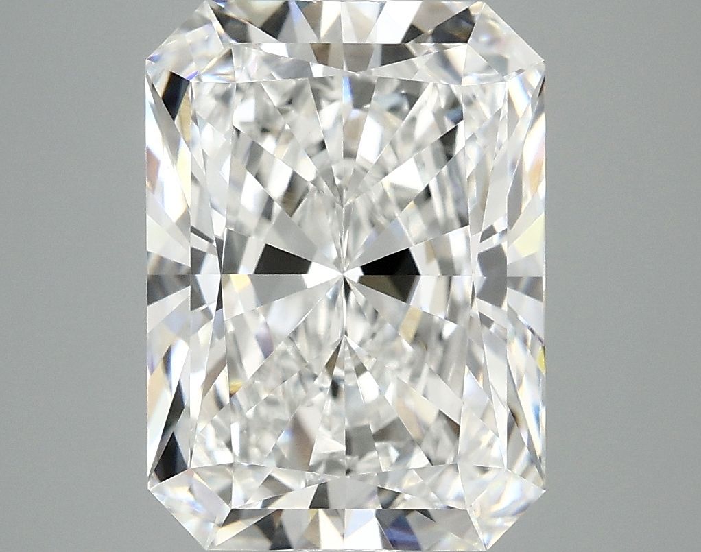 4.98 ct. radiant Lab Grown Diamond front image