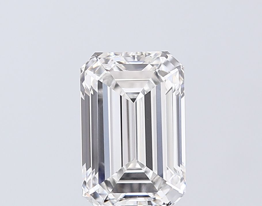 2.83 ct. emerald Lab Grown Diamond front image