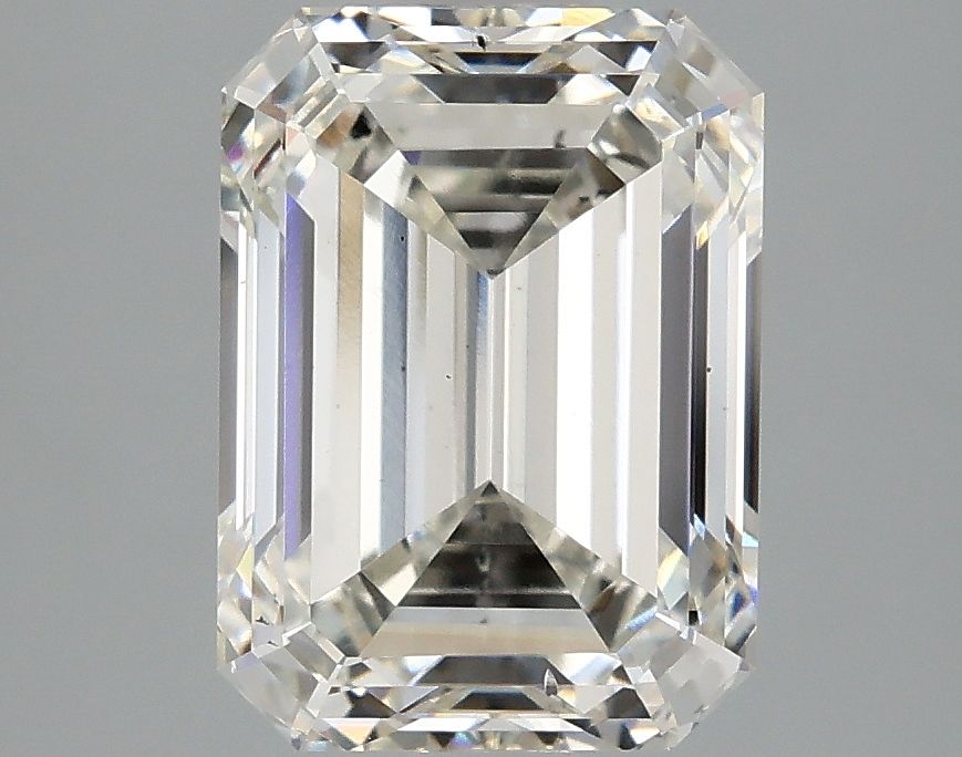 3.06 ct Emerald diamond