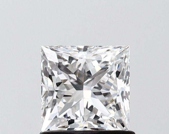 1.06 ct lab-grown Princess Diamond