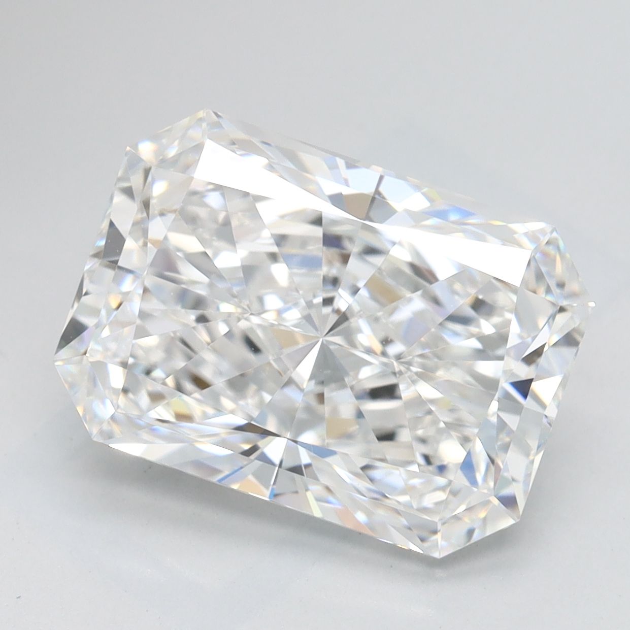 4.21 ct. radiant Lab Grown Diamond front image
