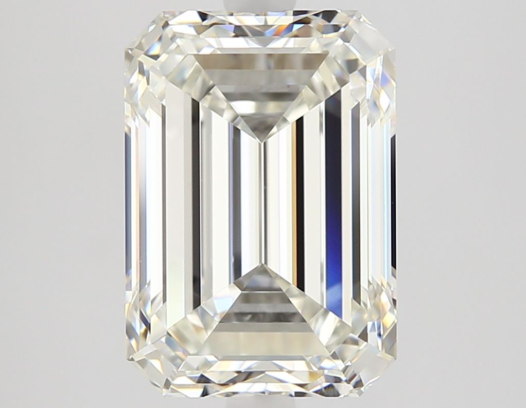 3.01 ct Emerald diamond