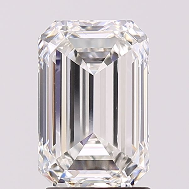 2.52 ct Emerald diamond